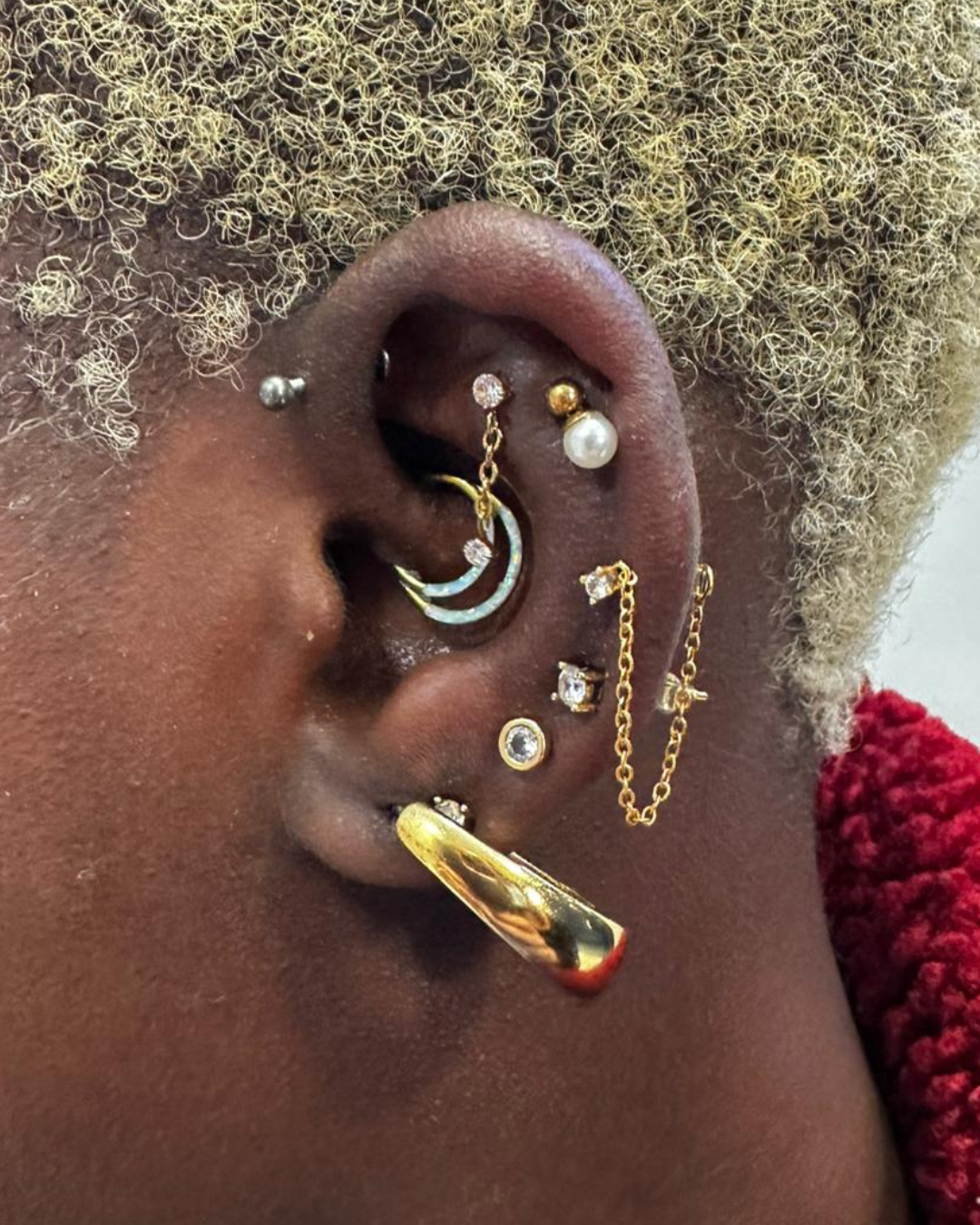 Piercing da Cartilagem: Diferenças Entre Hélix, Flat, Conch e Rook