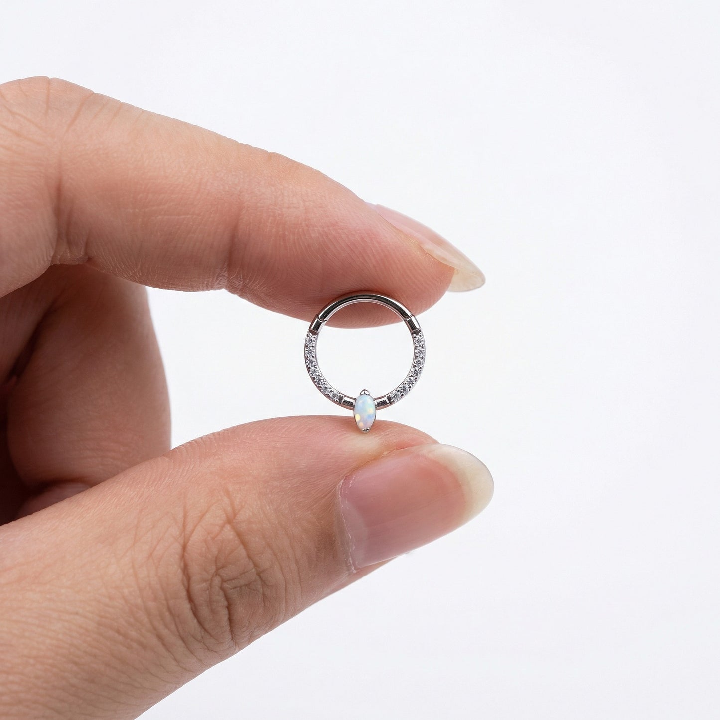 
                  
                    Argola com Opala Marquise 
                  
                