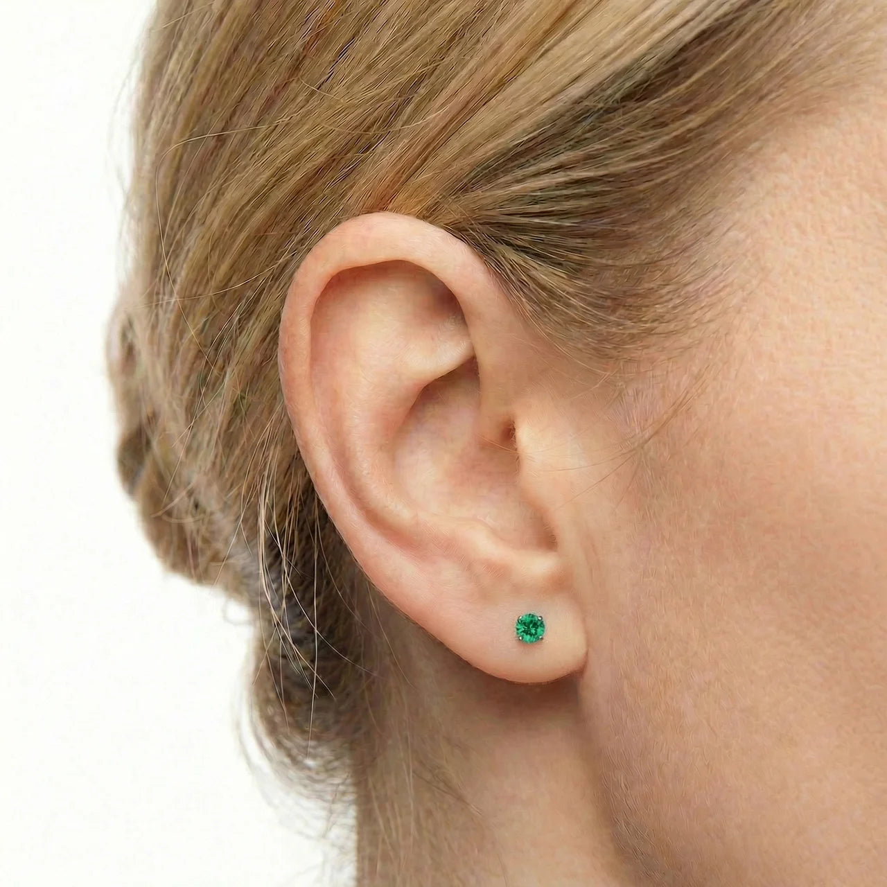 
                  
                    Topo Zircónia Cravejada verdee esmeralda
                  
                