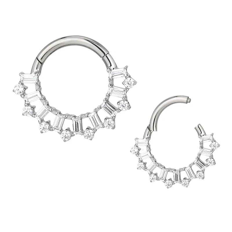 Argola Clicker em Titânio com Zircónias em Formato Retângulo – Hipoalergênica