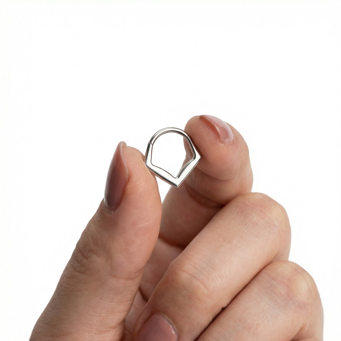 
                  
                    argola chevron titanio
                  
                