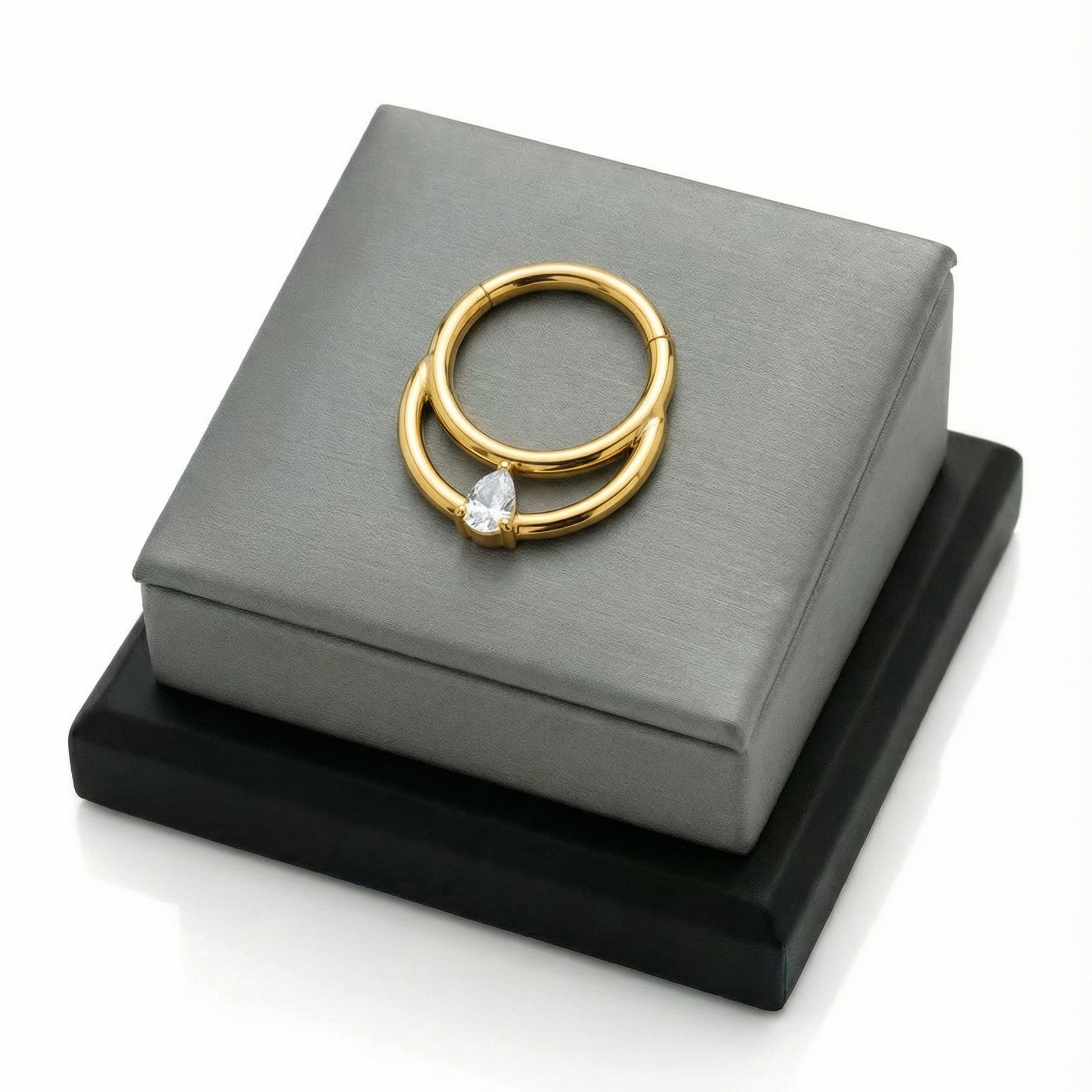 た。さま CDL ØMI Duality Pierce 片耳 Gold Double Hoop Drop with