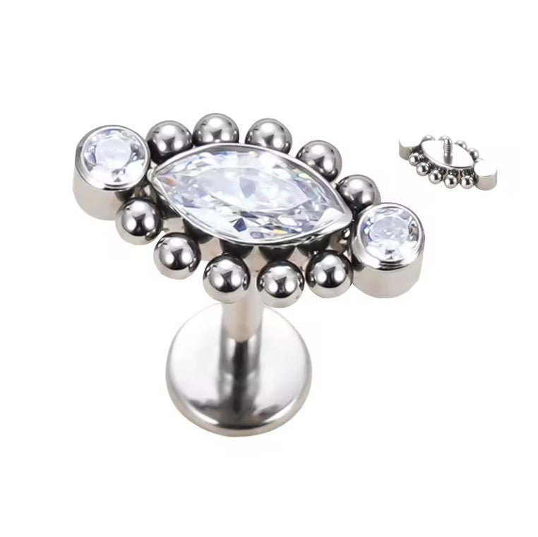 Labret com Zircónias e moldura de missangas em Titânio ASTM com rosca interna