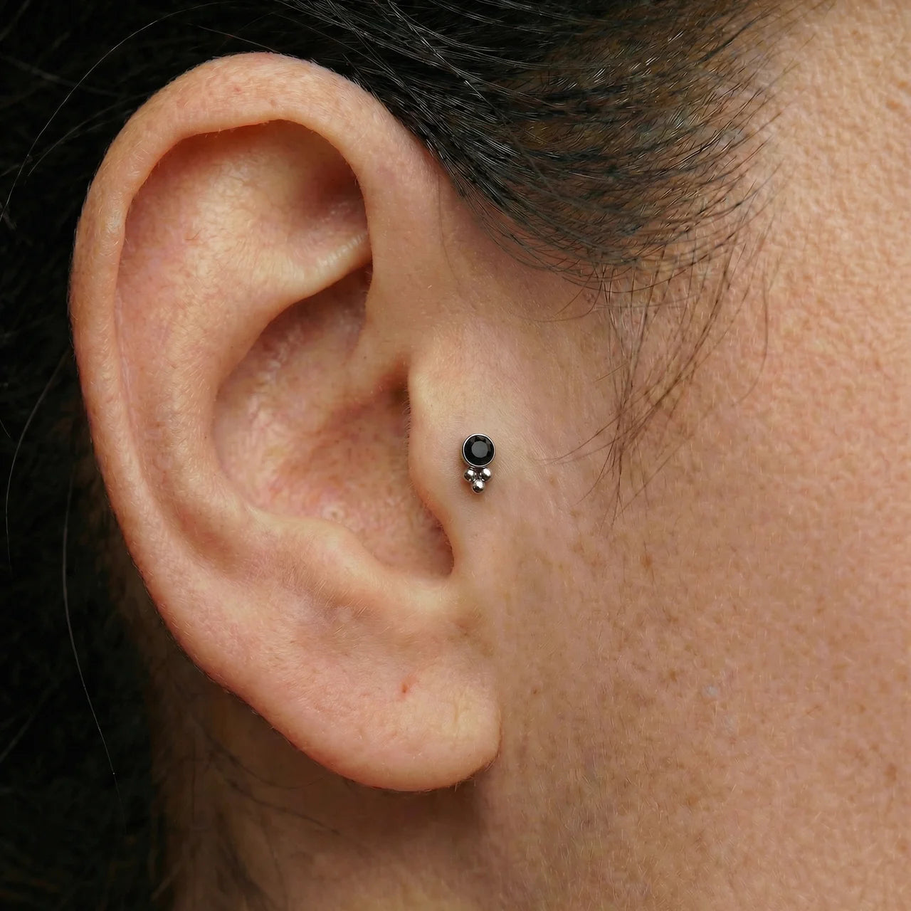 
                  
                    Zirkoniumtopp med Trinity Internt tråd titan ASTM
                  
                